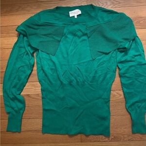 NWOT DAMSEL stunning Kelly green fitted sweater. Size 10 US / 14 UK.